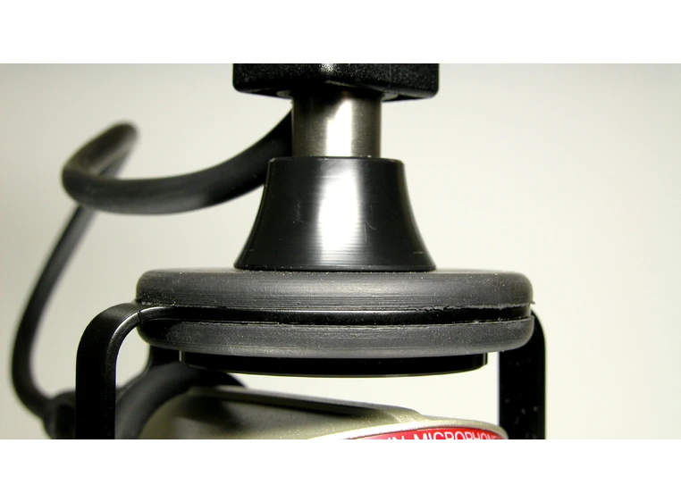 Neumann BCM 104 Broadcast microphone with cardioid condenser 